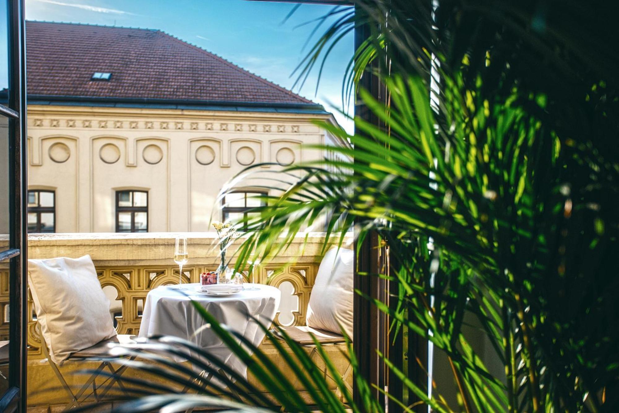 Barceló Palace Hotel 5*